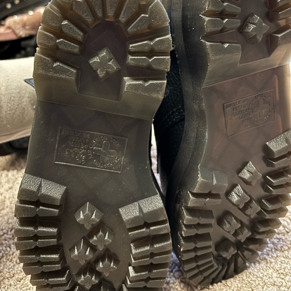 Dr marten boots w/ flower design buckle